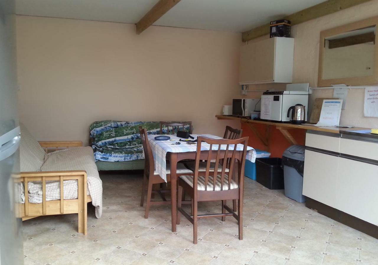 Granary Barn Hostel Гелстон Екстер'єр фото